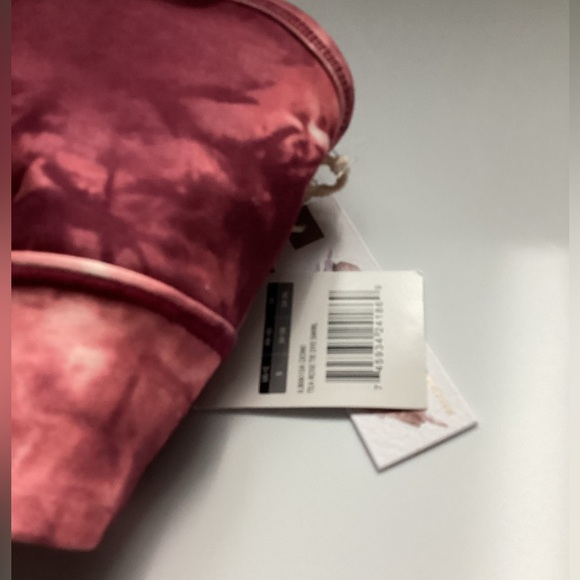 Jessica Simpson Sports Bra Medium Tie Dye NWT - Picture 2 of 5